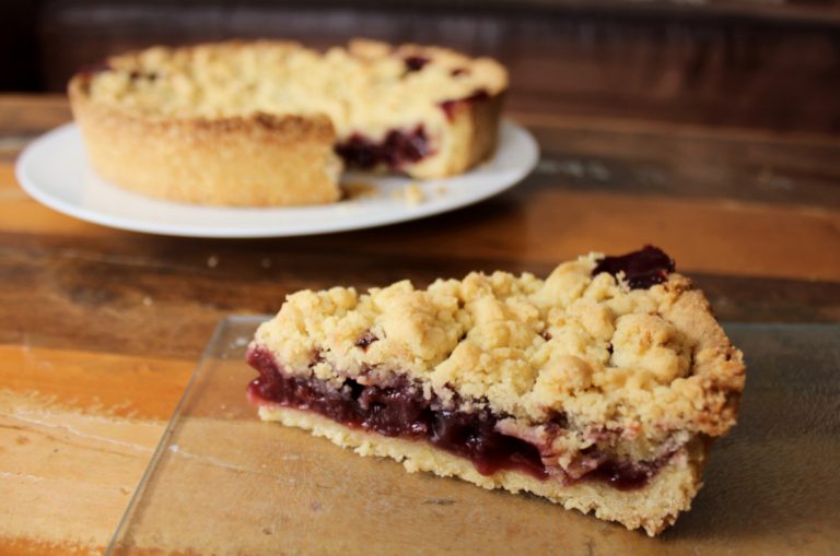 Rezept | veganer Kirschkuchen mit Streuseln – schnell und unkompliziert