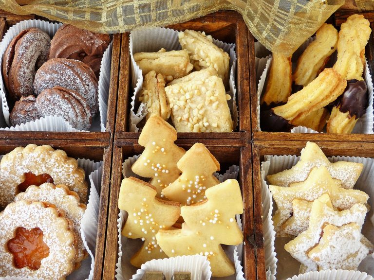 In der Weihnachtsbäckerei Text von Rolf Zuckowski zum Ausdrucken!