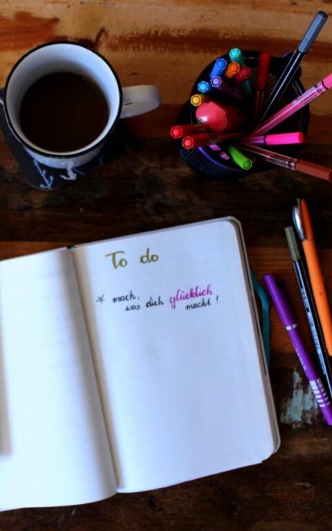 myNotes Viva La Frida! von arsEdition Notizbuch mit Frida Kahlo drauf außerdem eine To do Liste: mach, was dich glücklich macht! Kaffee trinken und planen