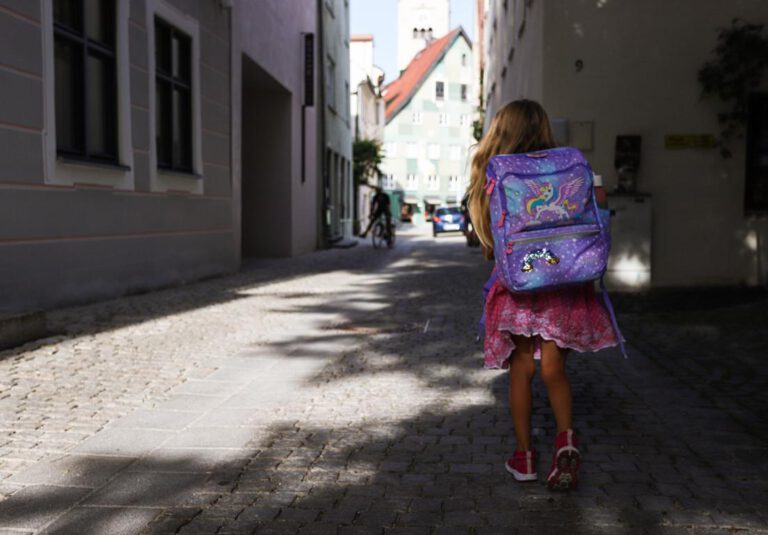 Ein wirklich leichter Schulranzen von gmt for kids