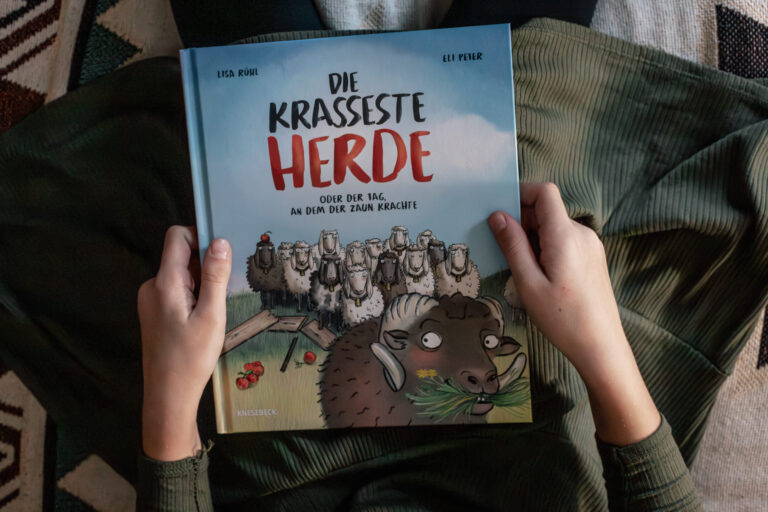 Die krasseste Herde. Oder der Tag, an dem der Zaun krachte – Kinderbuchvorstellung mit Verlosung